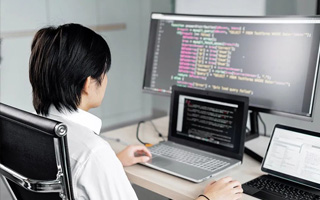  dw汽车网页制作,制作一个完整的网站用dw怎么做？